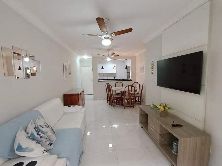 Apartamento em Enseada - Guarujá-1
